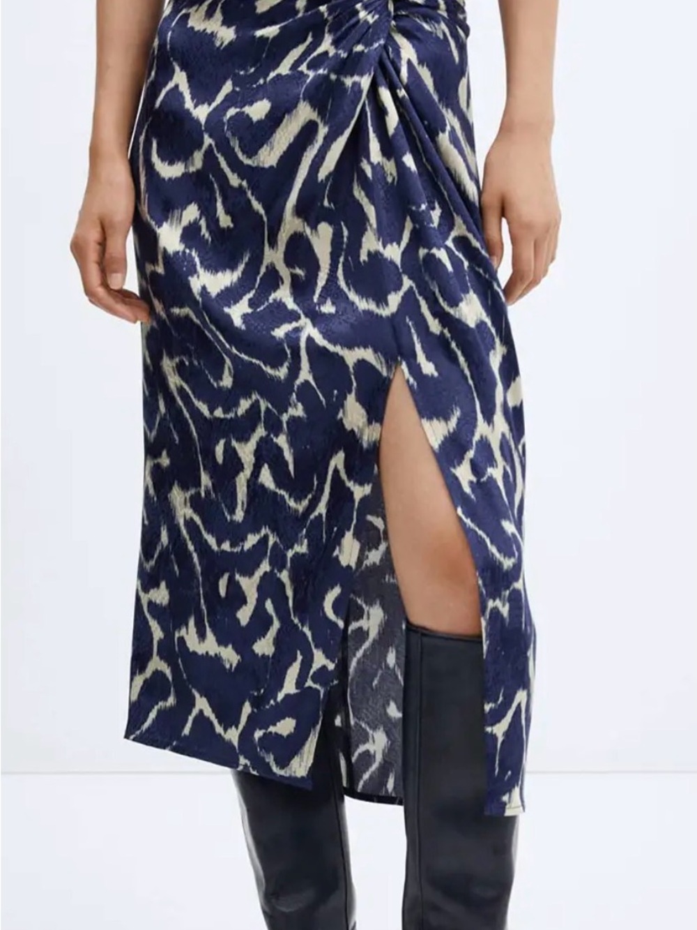 Mango Knot Printed Navy and Cream Patterned Side-Slit Midi Skirt